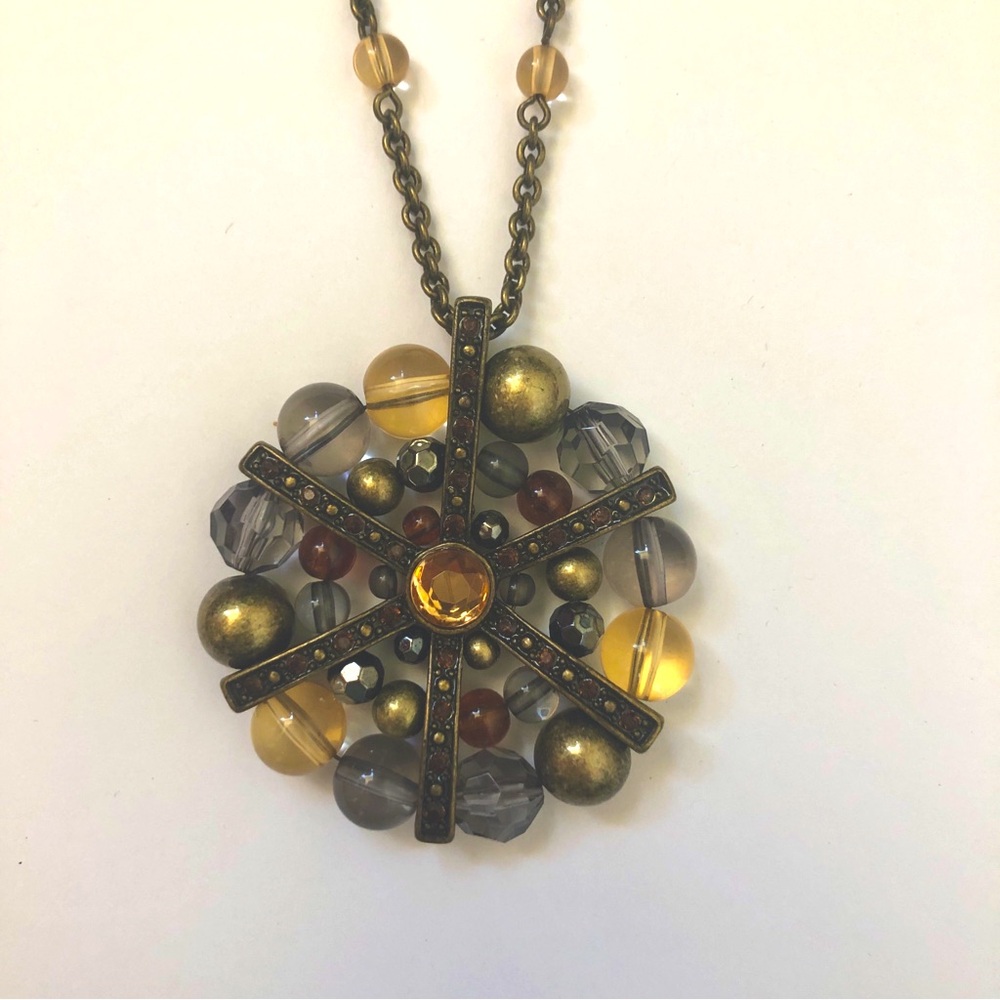SAQ Vintage Flower Wheel of Life Long Bronze-Like Beaded Lucite Pendant Necklace - Picture 2 of 8